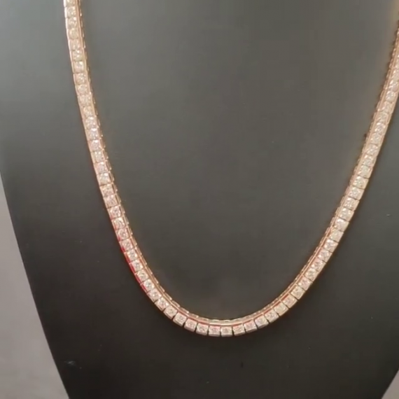 Diamond tennis chain on sale vvs